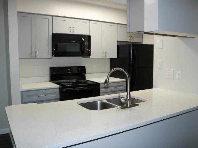 3 BR, 2 BA Apartment 1 Aspen Drive Unit 010H, Greensboro, NC 27409