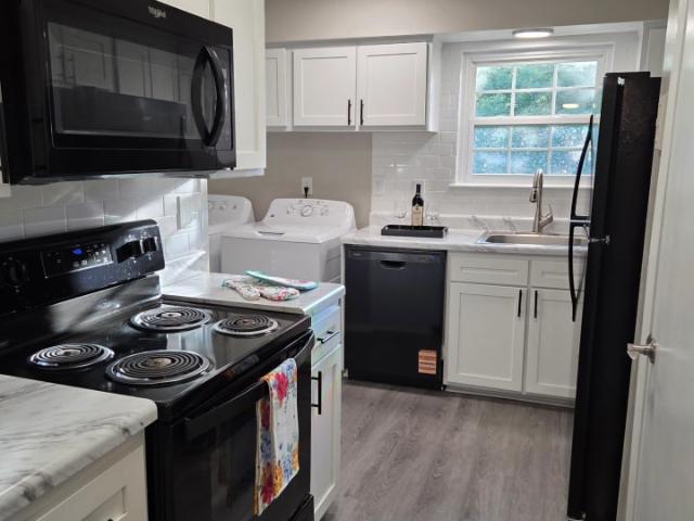 3 BR, 2 BA Apartment 2408 Duck Pond Cir Unit HM 2202H, Morrisville, NC 27560