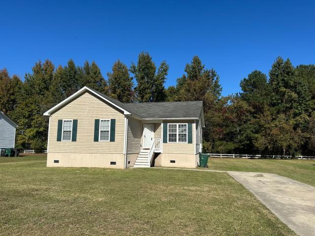 3 BR, 2 BA Apartment 2411 Hope Farm Dr Tarboro, NC 27886