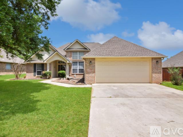 3 BR, 2 BA Apartment 2412 Wilshire Dr, Temple, TX 76502