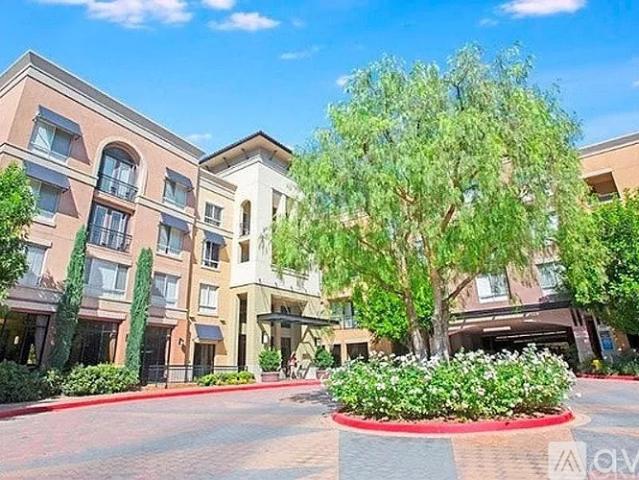 3 BR, 2 BA Apartment 24505 Town Center Drive, Unit 7406, Santa Clarita, CA 91355