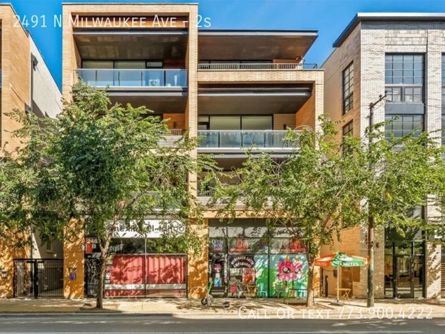 3 BR, 2 BA Apartment 2491 N Milwaukee Ave, Chicago, IL 60647
