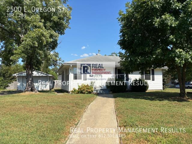 3 BR, 2 BA Apartment 2500 E. Oregon St Evansville, IN 47711