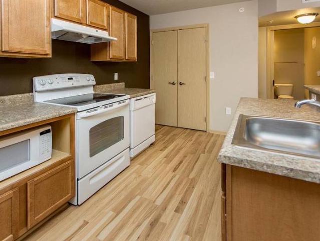 3 BR, 2 BA Apartment 2503 Cedar Street Unit 2601 306, Norwalk, IA 50211