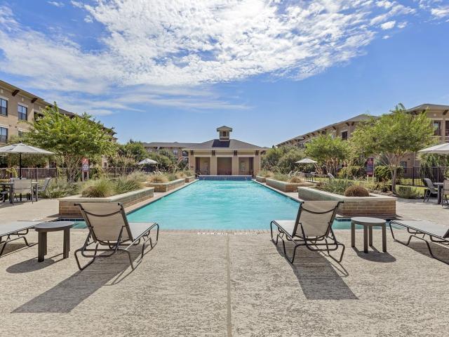 3 BR, 2 BA Apartment 250 N State Highway 360 Unit 01 101, Mansfield, TX 76063