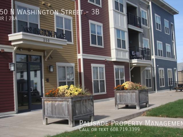 3 BR, 2 BA Apartment 250 N Washington Street, Platteville, WI 53818
