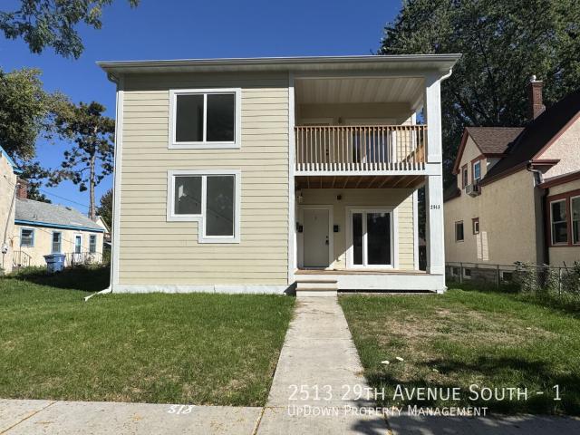 3 BR, 2 BA Apartment 2513 29th Avenue South, Minneapolis, MN 55406