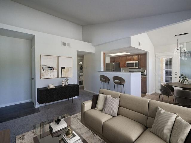 3 BR, 2 BA Apartment 2525 Barry Rose Rd Unit 506, Pearland, TX 77581
