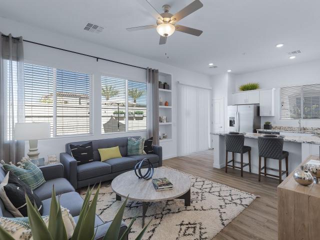 3 BR, 2 BA Apartment 2525 S. 75th Ave. Unit 1086, Phoenix, AZ 85043