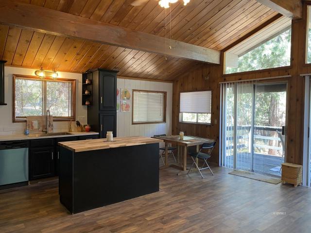 3 BR, 2 BA Apartment 25300 Marion Ridge Drive, Idyllwild Pine Cove, CA 92549