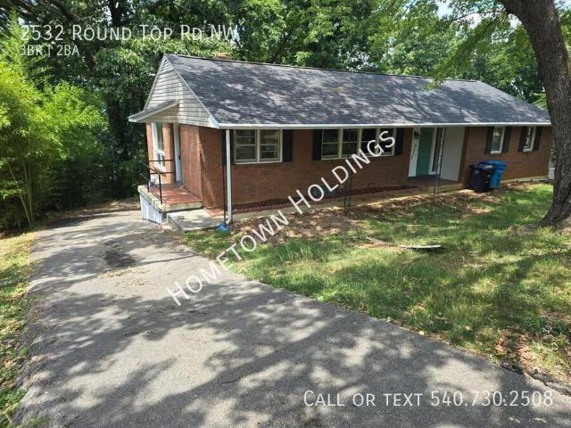 3 BR, 2 BA Apartment 2532 Round Top Rd NW, Roanoke, VA 24012