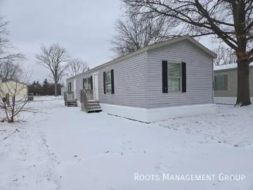3 BR, 2 BA Apartment 2569 Apollo Drive, Saginaw, MI 48601