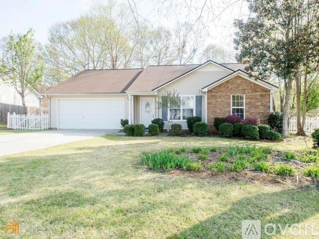 3 BR, 2 BA Apartment 258 Roberts Trail, Locust Grove, GA 30248