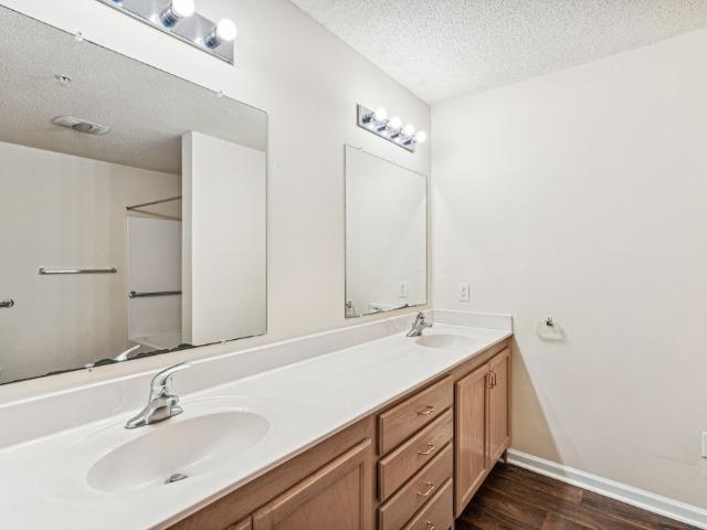3 BR, 2 BA Apartment 2590 Woodland Avenue Unit 3017, New Bern, NC 28562