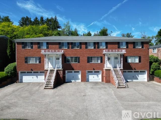 3 BR, 2 BA Apartment 2596 Through 2602 Chamberlain Road, Unit 2596, Fairlawn, OH 44333