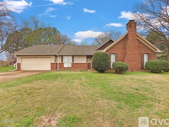 3 BR, 2 BA Apartment 25 Chatwood Cove, Jackson, TN 38305