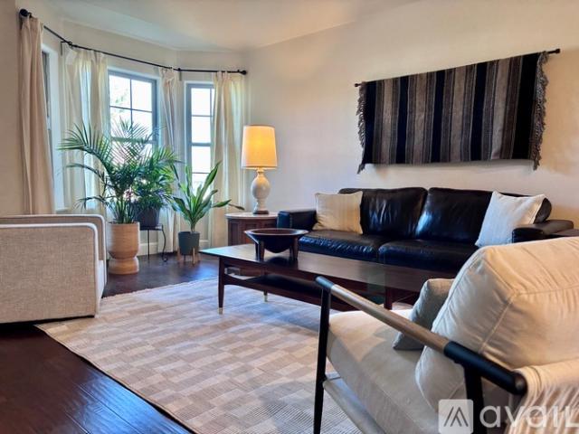 3 BR, 2 BA Apartment 2610 S Jackson Ave, Joplin, MO 64804
