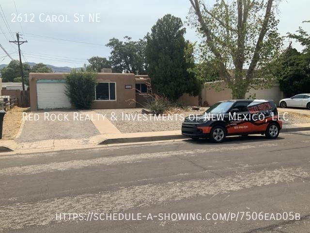 3 BR, 2 BA Apartment 2612 Carol St NE, Albuquerque, NM 87112