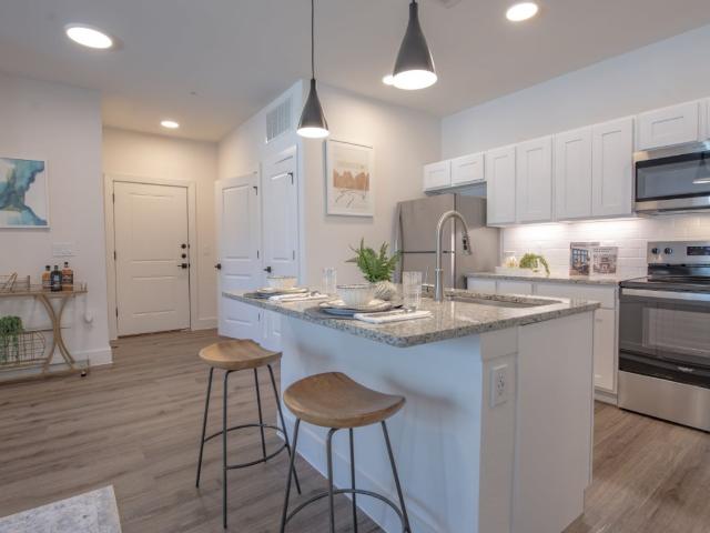 3 BR, 2 BA Apartment 261 Heritage Hills Pkwy Unit K K202, Venus, TX 76084