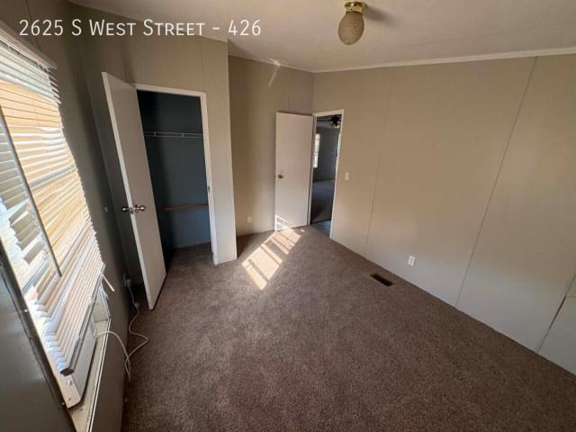 3 BR, 2 BA Apartment 2625 S West Street, Wichita, KS 67217