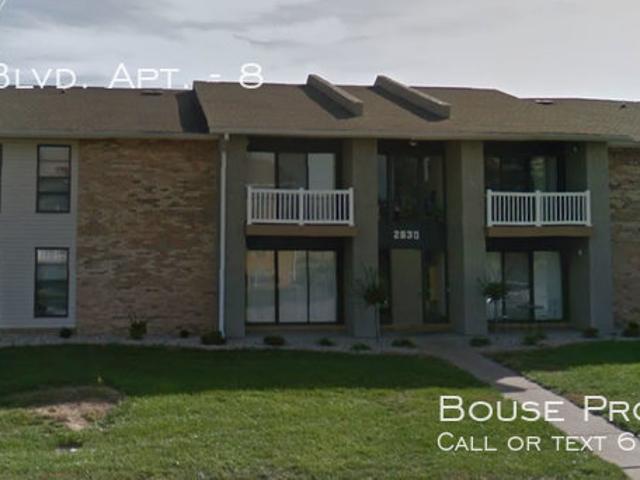 3 BR, 2 BA Apartment 2630 West Blvd. Apt Belleville, IL 62221