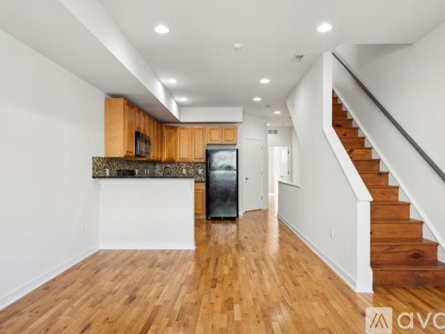 3 BR, 2 BA Apartment 2638 Federal Street, Unit Unit B, Philadelphia, PA 19146