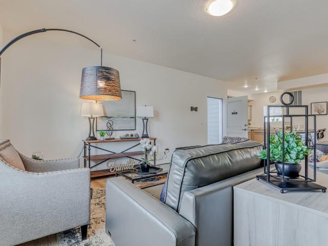 3 BR, 2 BA Apartment 2652 West 15th Avenue Unit C160, Kennewick, WA 99337