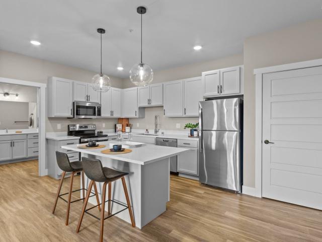 3 BR, 2 BA Apartment 2665 Kingsgate Way Unit B221, Richland, WA 99354