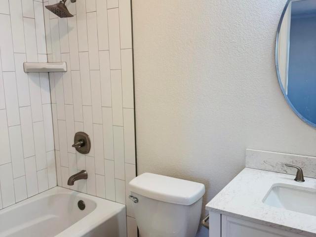 3 BR, 2 BA Apartment 2701 27th Street, Lubbock, TX 79410
