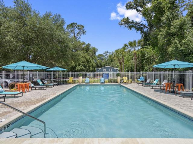 3 BR, 2 BA Apartment 2701 NE 7th St Unit 2 500 20504, Ocala, FL 34470