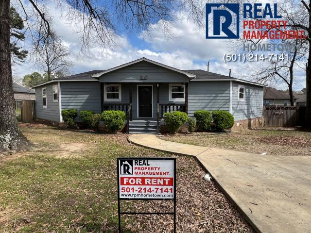 3 BR, 2 BA Apartment 2710 Lavern St Bryant, AR 72022