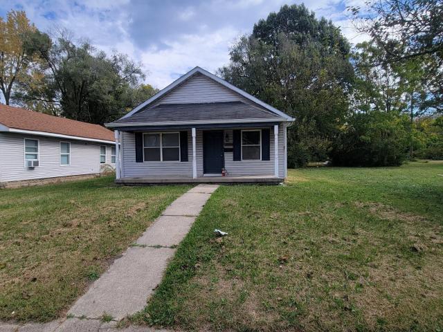 3 BR, 2 BA Apartment 2745 Columbia Avenue, Indianapolis, IN 46205