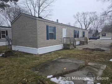 3 BR, 2 BA Apartment 2797 Gemini Street, Saginaw, MI 48601