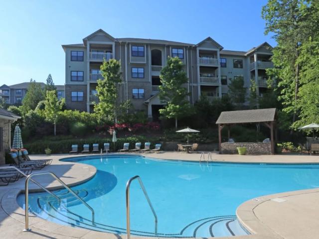 3 BR, 2 BA Apartment 2800 Riverview Rd Unit 821, Birmingham, AL 35242