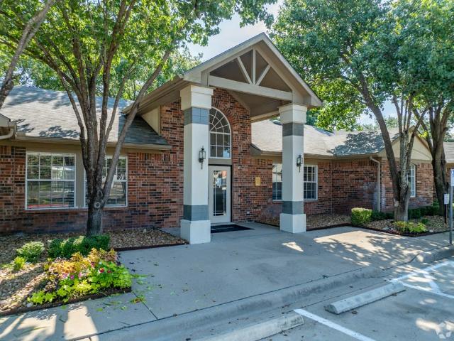 3 BR, 2 BA Apartment 2801 O W Curry Drive Unit 03 0324, Killeen, TX 76542