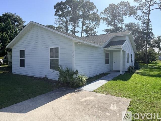 3 BR, 2 BA Apartment 2829 Nordman Ave, New Smyrna Beach, FL 32168