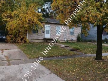 3 BR, 2 BA Apartment 2829 Plainfield Ave Flint, MI 48506