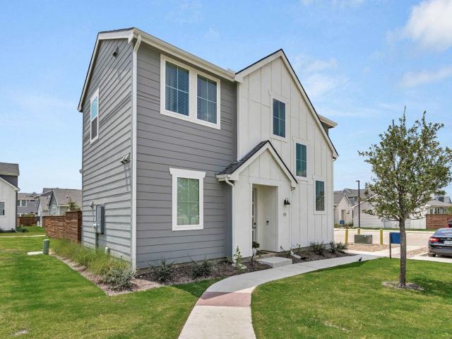 3 BR, 2 BA Apartment 2850 North Bonnie Brae Street Unit 329, Denton, TX 76207