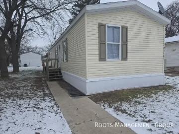 3 BR, 2 BA Apartment 2889 Gemini Street, Saginaw, MI 48601
