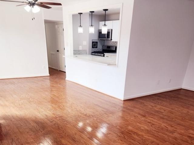 3 BR, 2 BA Apartment 2900 Kings Chapel Road, Unit Unit 5, Falls Church, VA 22042