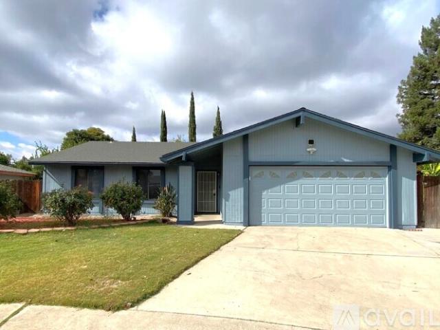 3 BR, 2 BA Apartment 2911 Winners Cir, Atwater, CA 95301