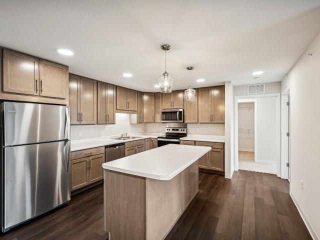 3 BR, 2 BA Apartment 203 22nd Lane SW Unit 101, Cambridge, MN 55008