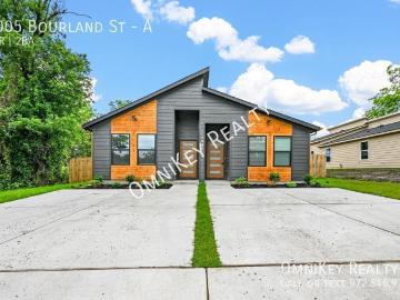 3 BR, 2 BA Apartment 2005 Bourland St, Greenville, TX 75401
