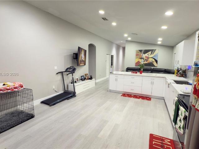 3 BR, 2 BA Apartment 2006 Southeast 14th Court, Homestead, FL 33035