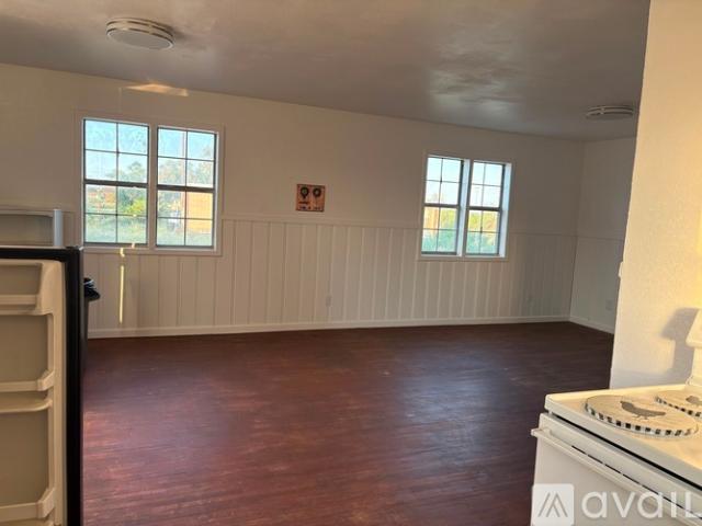 3 BR, 2 BA Apartment 200 N Allen, Monahans, TX 79756