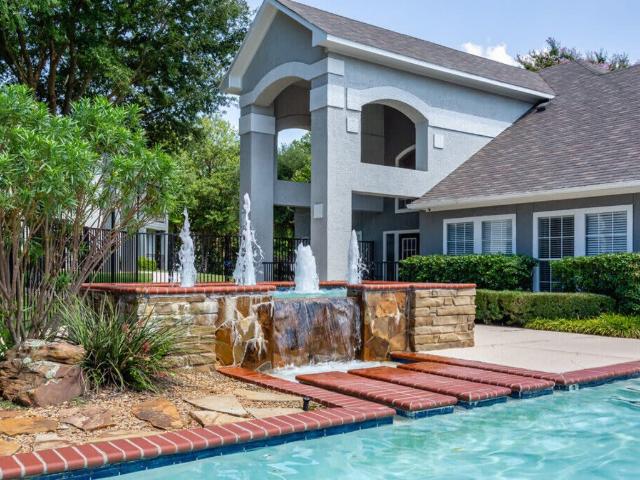 3 BR, 2 BA Apartment 201 Timber Ct Unit 614, Terrell, TX 75160
