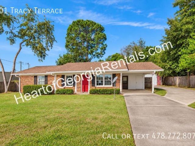 3 BR, 2 BA Apartment 201 Tracy Terrace, Warner Robins, GA 31088