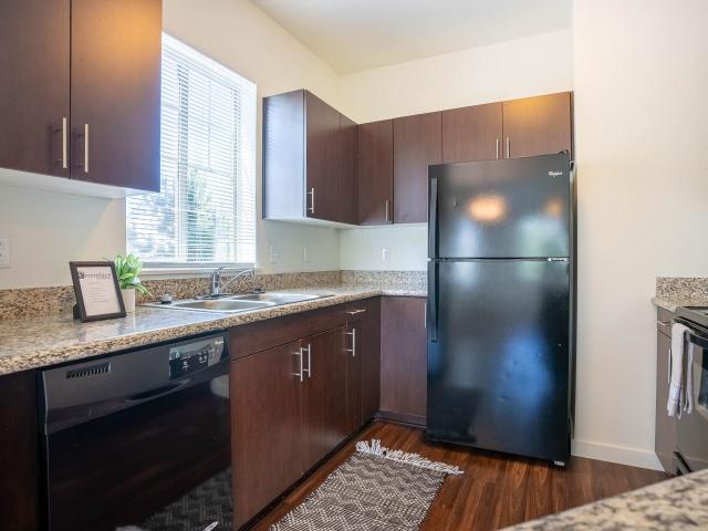 3 BR, 2 BA Apartment 201 Deann Dr Unit 206 09, Independence, OR 97351