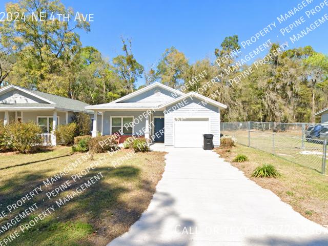 3 BR, 2 BA Apartment 2024 NE 4th Ave, Gainesville, FL 32641
