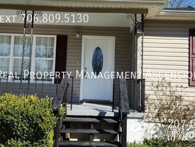 3 BR, 2 BA Apartment 207 Gracie Ave, Fort Oglethorpe, GA 30742